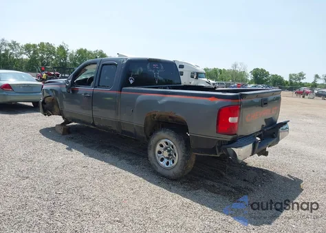 2011 Chevrolet Silverado 1500 Ls z USA, uszkodzony, nr VIN 1GCRKREA6BZ342042